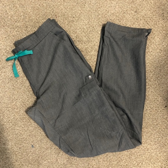 Figs Yola Scrub Pants- *Set of 4* - Picture 6 of 6